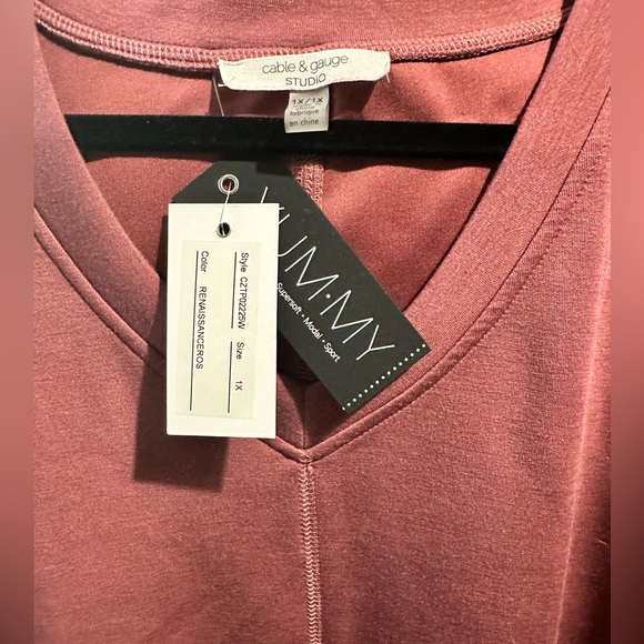 Cable & Gauge Dusty rose top - Picture 5 of 5